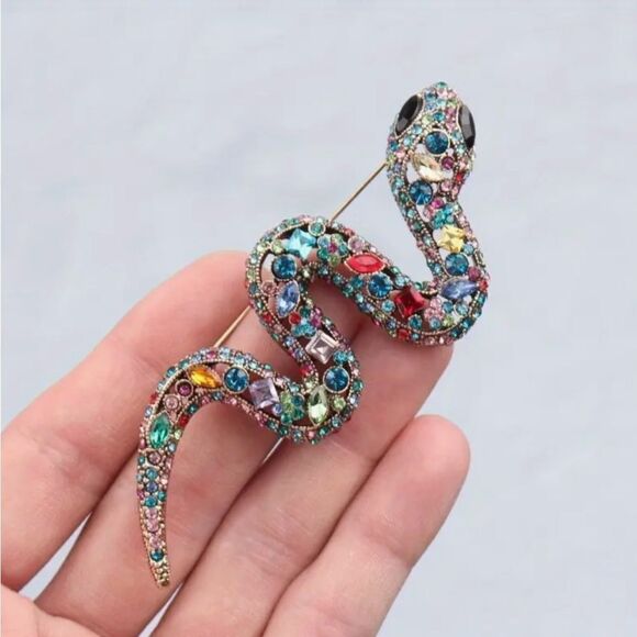 🐍 NEW sparkling & colorful crystal slithering snake brooch 🐍 - Picture 2 of 6